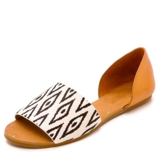 Madewell Shoes - Madewell Thea Diamond ikat sandals size 6.5